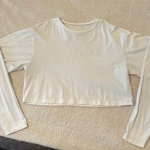 Alphalete long sleeve crop top - size small